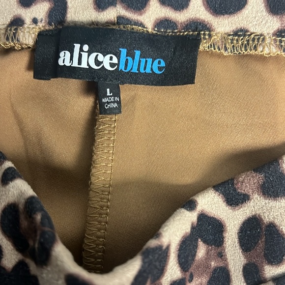 Faux Suede Animal Print L - Picture 3 of 3